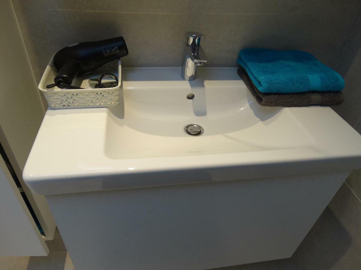 Aan De Vestingrand Villa Ieper Luaran gambar