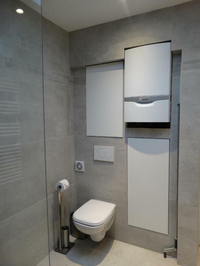 Aan De Vestingrand Villa Ieper Luaran gambar