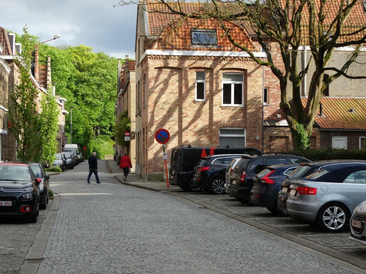 Aan De Vestingrand Villa Ieper Luaran gambar