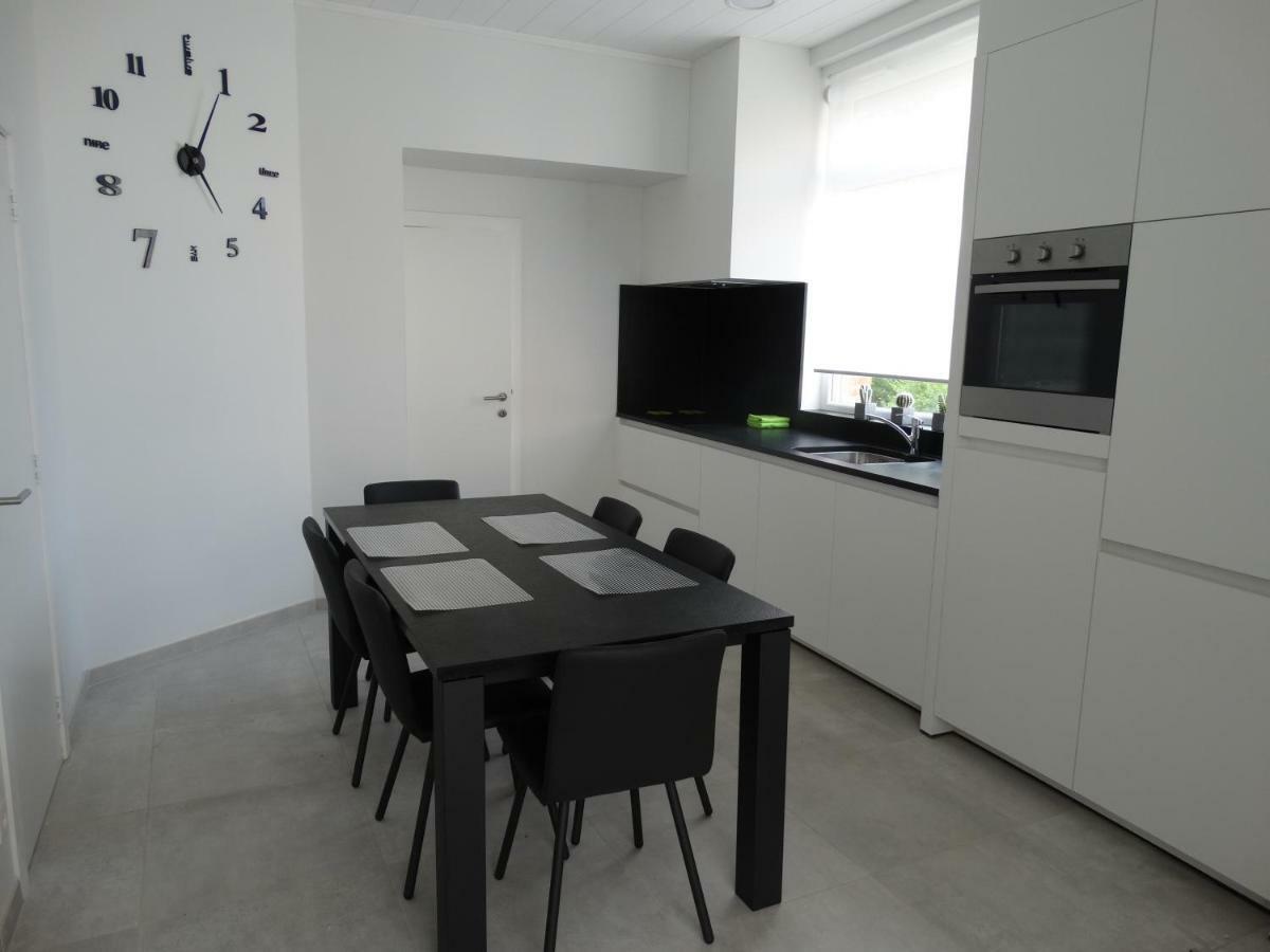 Aan De Vestingrand Villa Ieper Luaran gambar