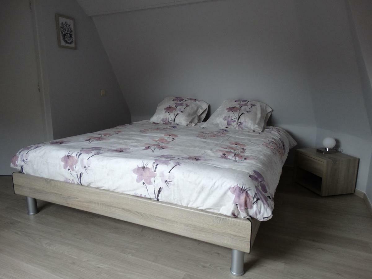 Aan De Vestingrand Villa Ieper Luaran gambar