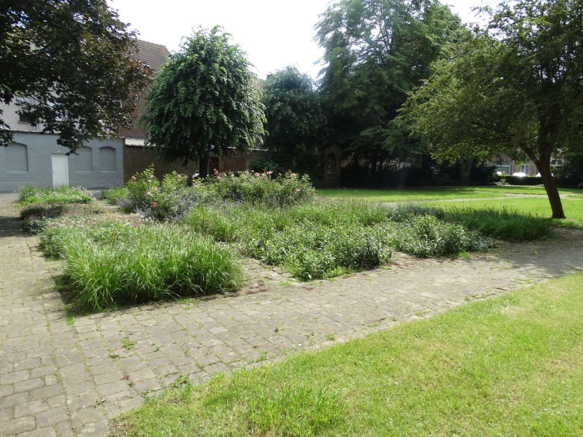 Aan De Vestingrand Villa Ieper Luaran gambar