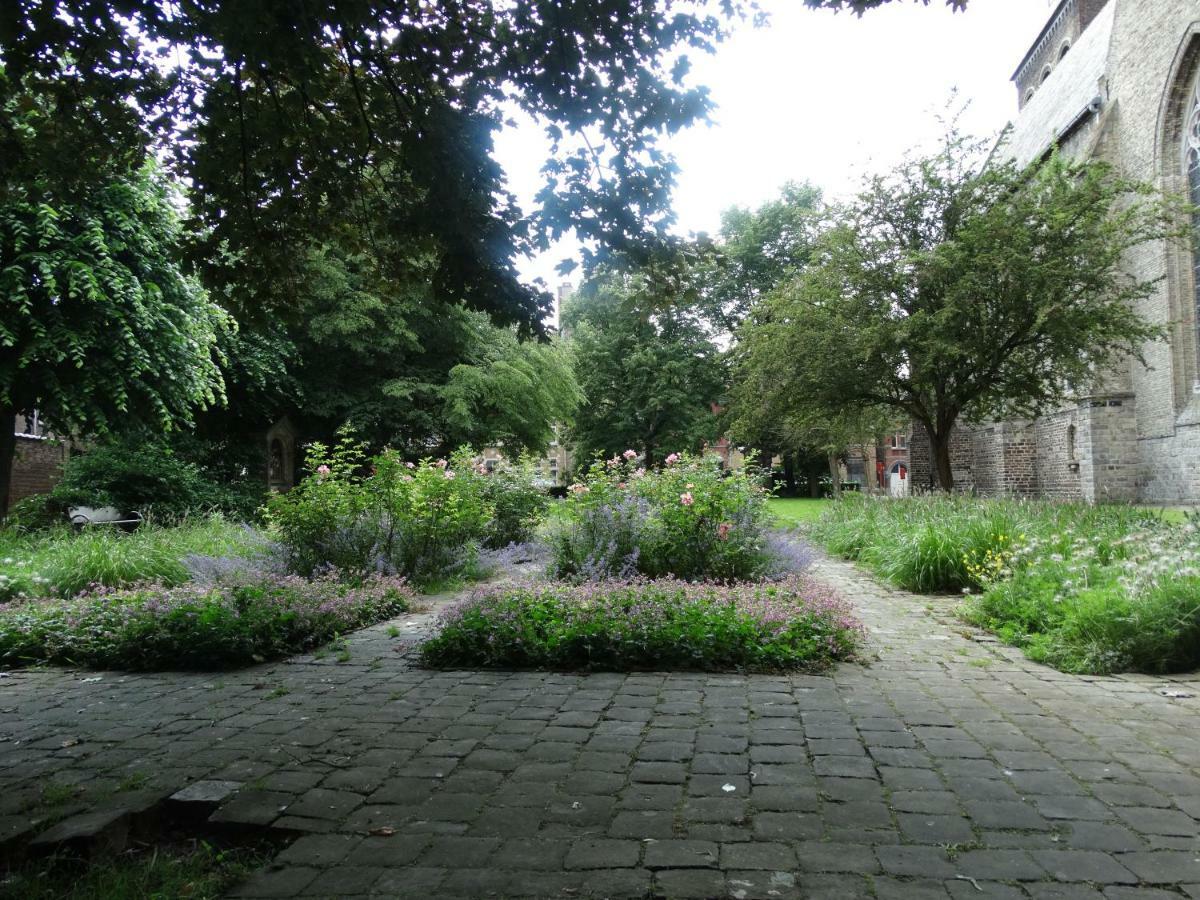 Aan De Vestingrand Villa Ieper Luaran gambar
